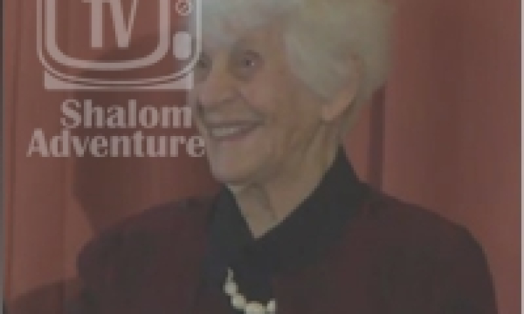 Germany: 102 Year Old Ingeborg Syllm-Rapoport Received Diploma 77 Years After Nazis Denied It