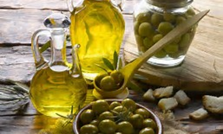 8 Things to do With Olive Oil Beyond Eating It