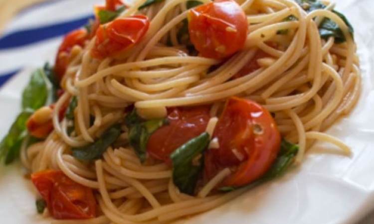 Roasted Tomato, Basil &amp; Spinach Pasta