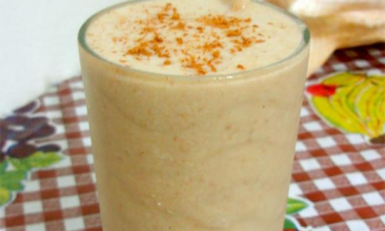 Simple Oatmeal Energy Smoothie