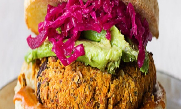Almond, Carrot &amp; Chickpea Burgers