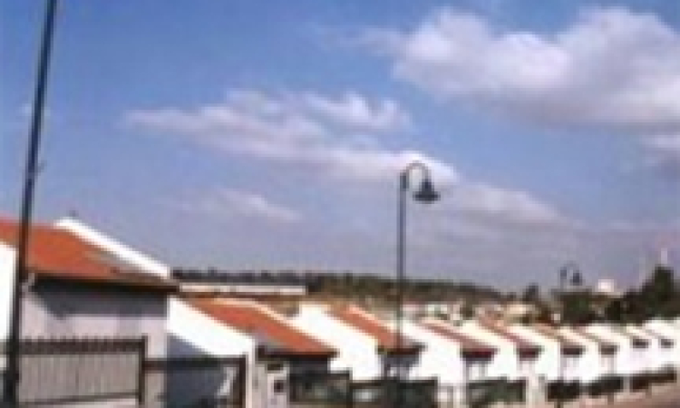 “Settlers” Provide Medical Treatment for Palestinian Child